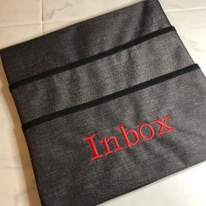 Thirty one signature collection grey inbox letter holder with pockets. EUC!
